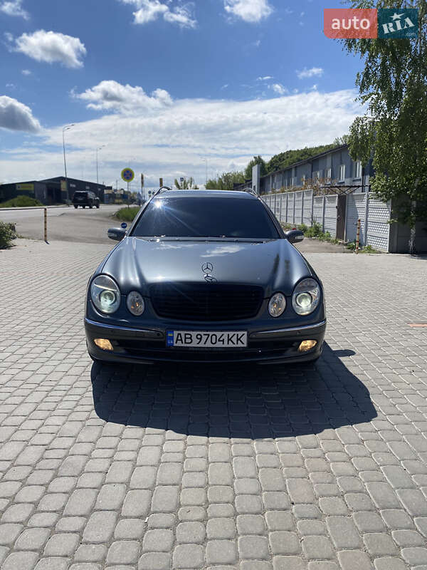 Mercedes-Benz E-Class 2004