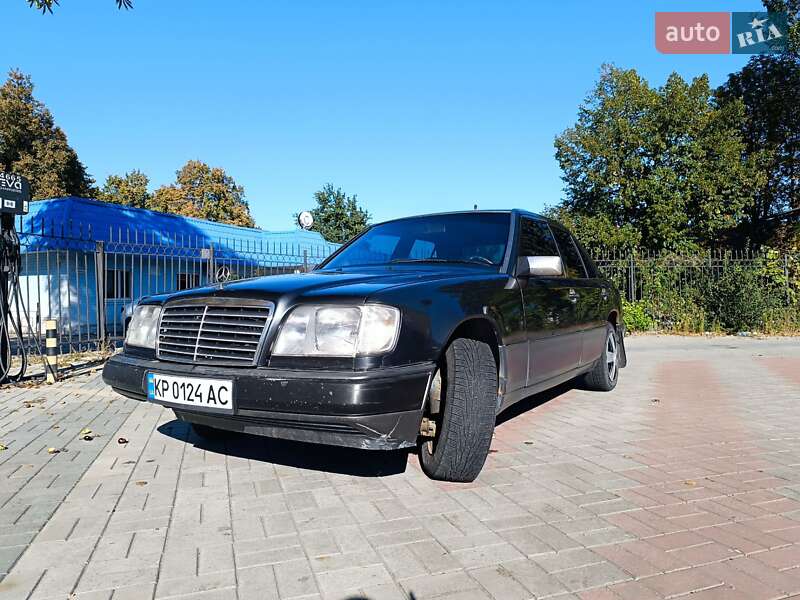 Mercedes-Benz E-Class 1992
