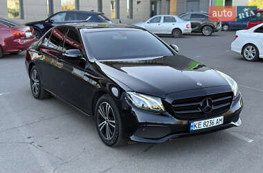 Седан Mercedes-Benz E-Class 2019 в 