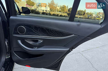 Седан Mercedes-Benz E-Class 2019 в 