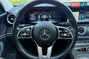 Седан Mercedes-Benz E-Class 2019 в 