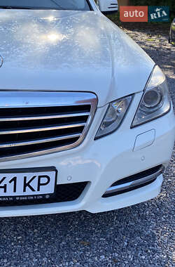 Седан Mercedes-Benz E-Class 2012 в 
