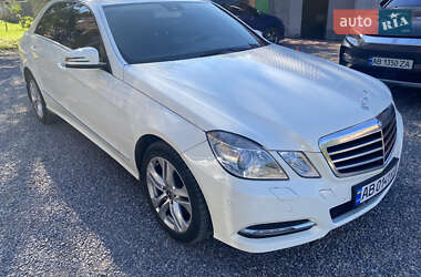 Седан Mercedes-Benz E-Class 2012 в 