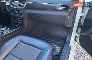 Седан Mercedes-Benz E-Class 2012 в 