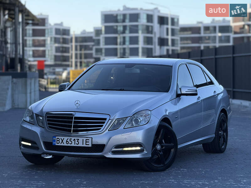 Mercedes-Benz E-Class 2011