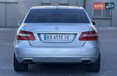 Седан Mercedes-Benz E-Class 2011 в 