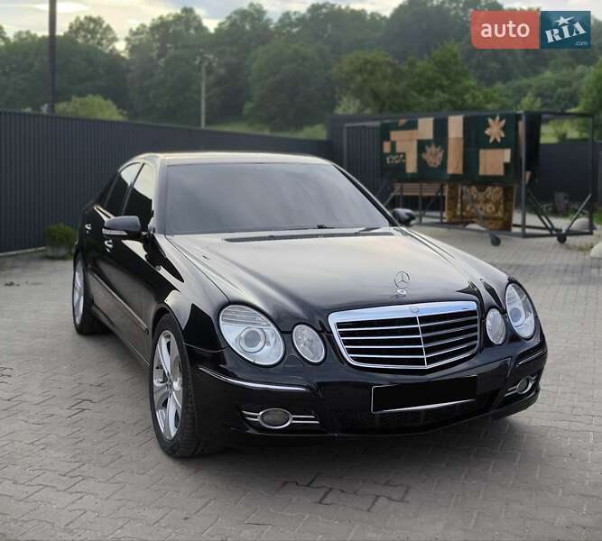 Седан Mercedes-Benz E-Class 2007 в Ивано-Франковске