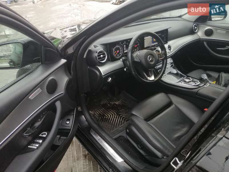 Универсал Mercedes-Benz E-Class 2019 в Ивано-Франковске