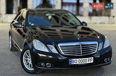 Седан Mercedes-Benz E-Class 2009 в 