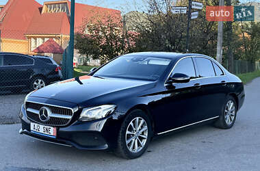 Седан Mercedes-Benz E-Class 2017 в 