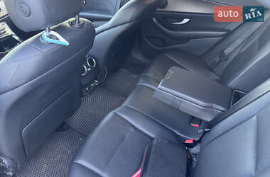 Седан Mercedes-Benz E-Class 2017 в 
