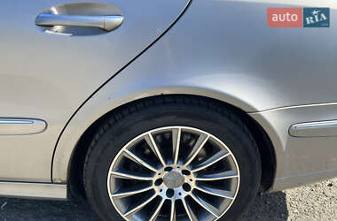 Седан Mercedes-Benz E-Class 2003 в 