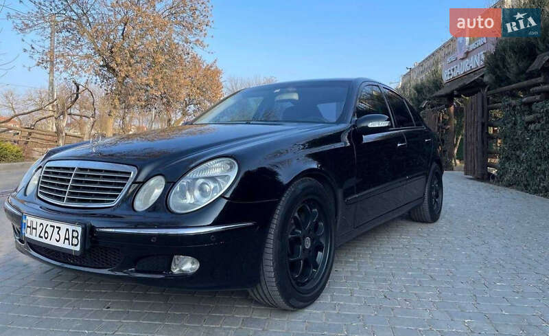 Mercedes-Benz E-Class 2003
