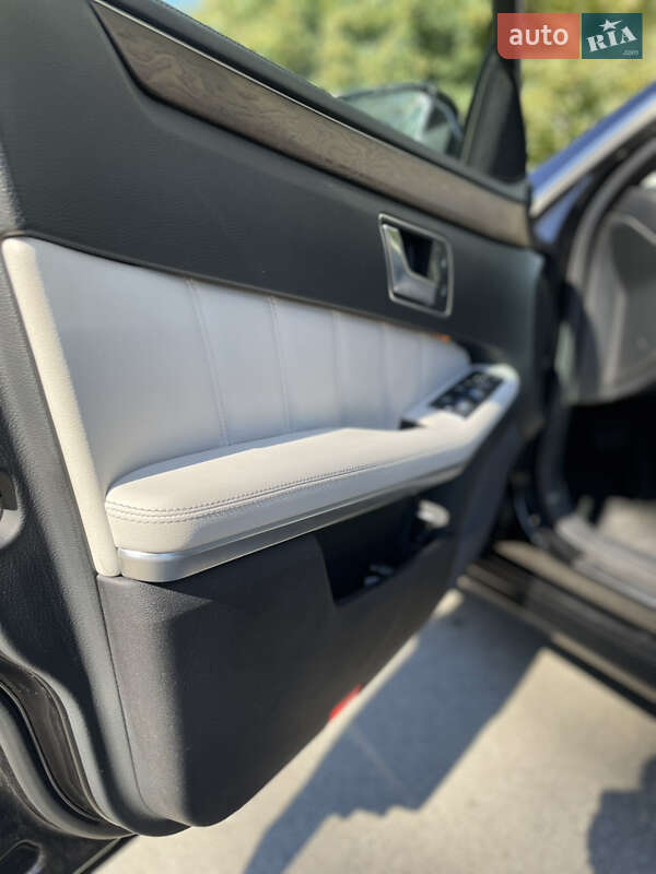 Універсал Mercedes-Benz E-Class 2014 в Києві