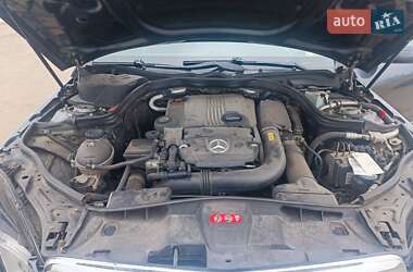Седан Mercedes-Benz E-Class 2011 в 