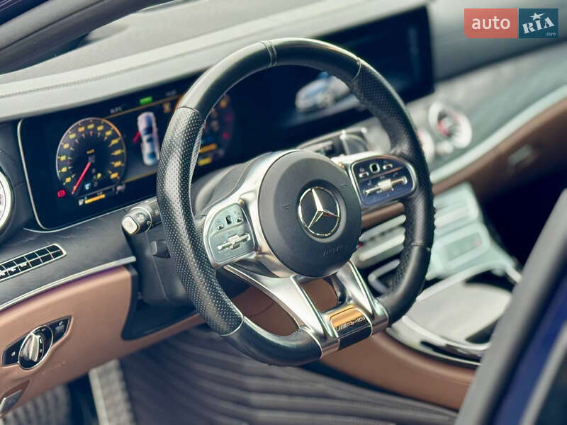 Седан Mercedes-Benz E-Class 2018 в Киеве