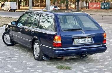 Универсал Mercedes-Benz E-Class 1987 в 