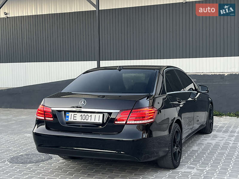 Седан Mercedes-Benz E-Class 2014 в Черновцах