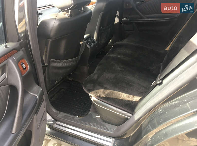 Седан Mercedes-Benz E-Class 2001 в Старом Самборе