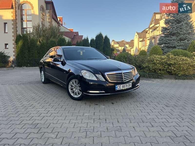 Седан Mercedes-Benz E-Class 2012 в Черновцах