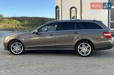 Универсал Mercedes-Benz E-Class 2011 в 