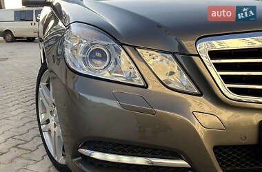 Универсал Mercedes-Benz E-Class 2011 в 