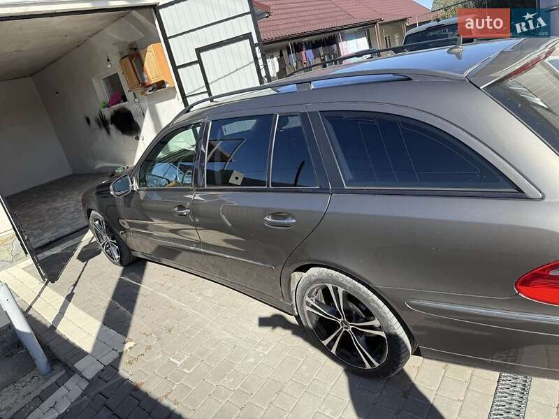 Универсал Mercedes-Benz E-Class 2007 в Новоселице
