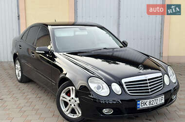 Седан Mercedes-Benz E-Class 2007 в Сарнах