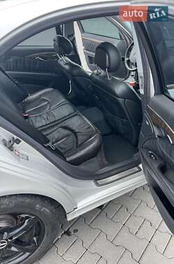 Седан Mercedes-Benz E-Class 2002 в 