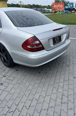 Седан Mercedes-Benz E-Class 2002 в 