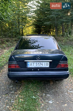 Седан Mercedes-Benz E-Class 1995 в 