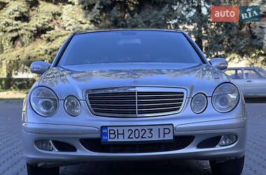 Седан Mercedes-Benz E-Class 2004 в 
