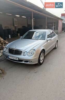 Седан Mercedes-Benz E-Class 2002 в 