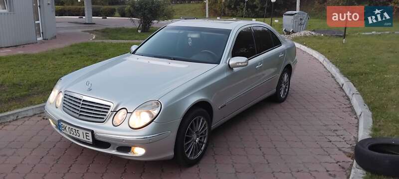 Седан Mercedes-Benz E-Class 2005 в Луцьку