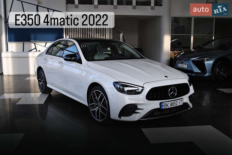 Mercedes-Benz E-Class 2022