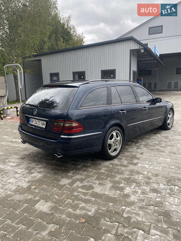 Универсал Mercedes-Benz E-Class 2003 в Костополе
