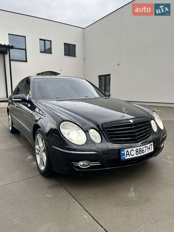 Седан Mercedes-Benz E-Class 2007 в Луцке