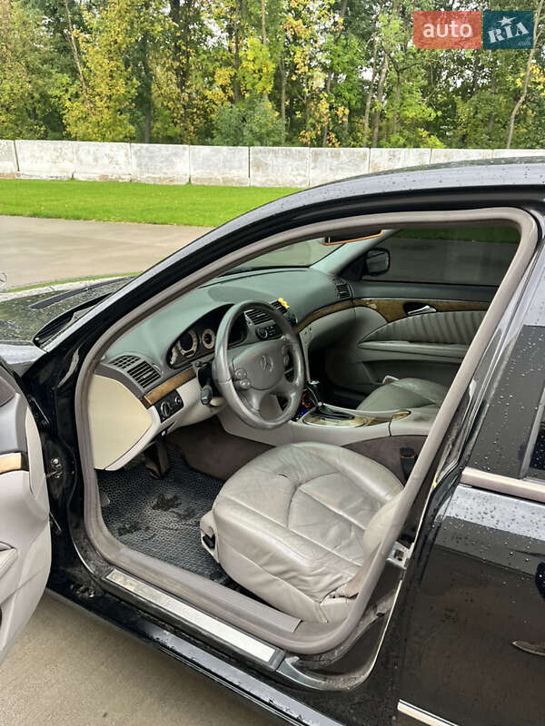Седан Mercedes-Benz E-Class 2007 в Луцке