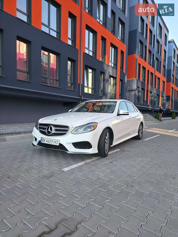 Седан Mercedes-Benz E-Class 2015 в Рівному