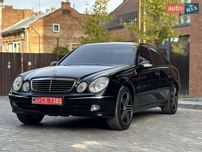 Седан Mercedes-Benz E-Class 2005 в Львове