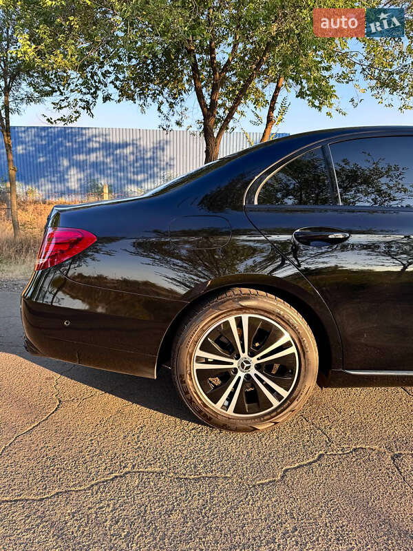 Седан Mercedes-Benz E-Class 2019 в Киеве