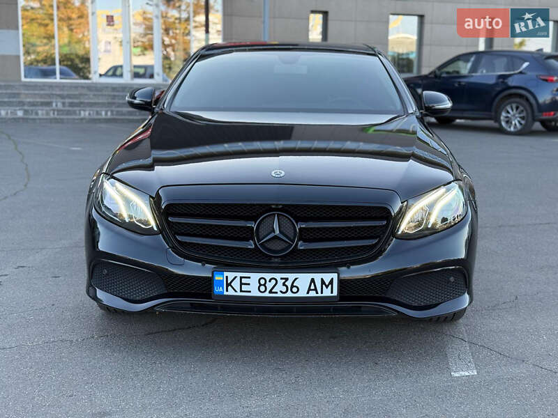Седан Mercedes-Benz E-Class 2019 в Киеве