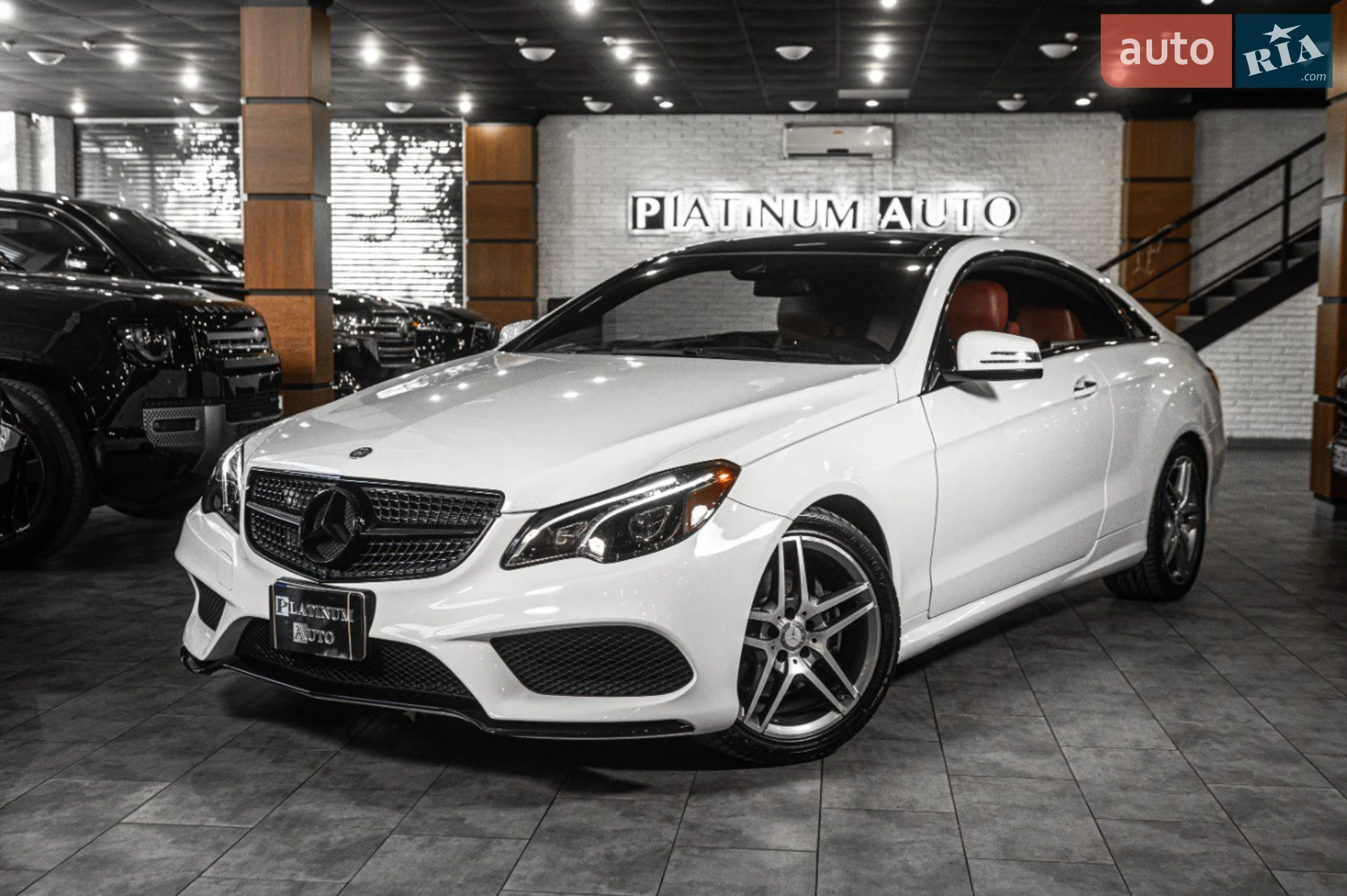 2016 Mercedes-Benz E-klasse - фото 1