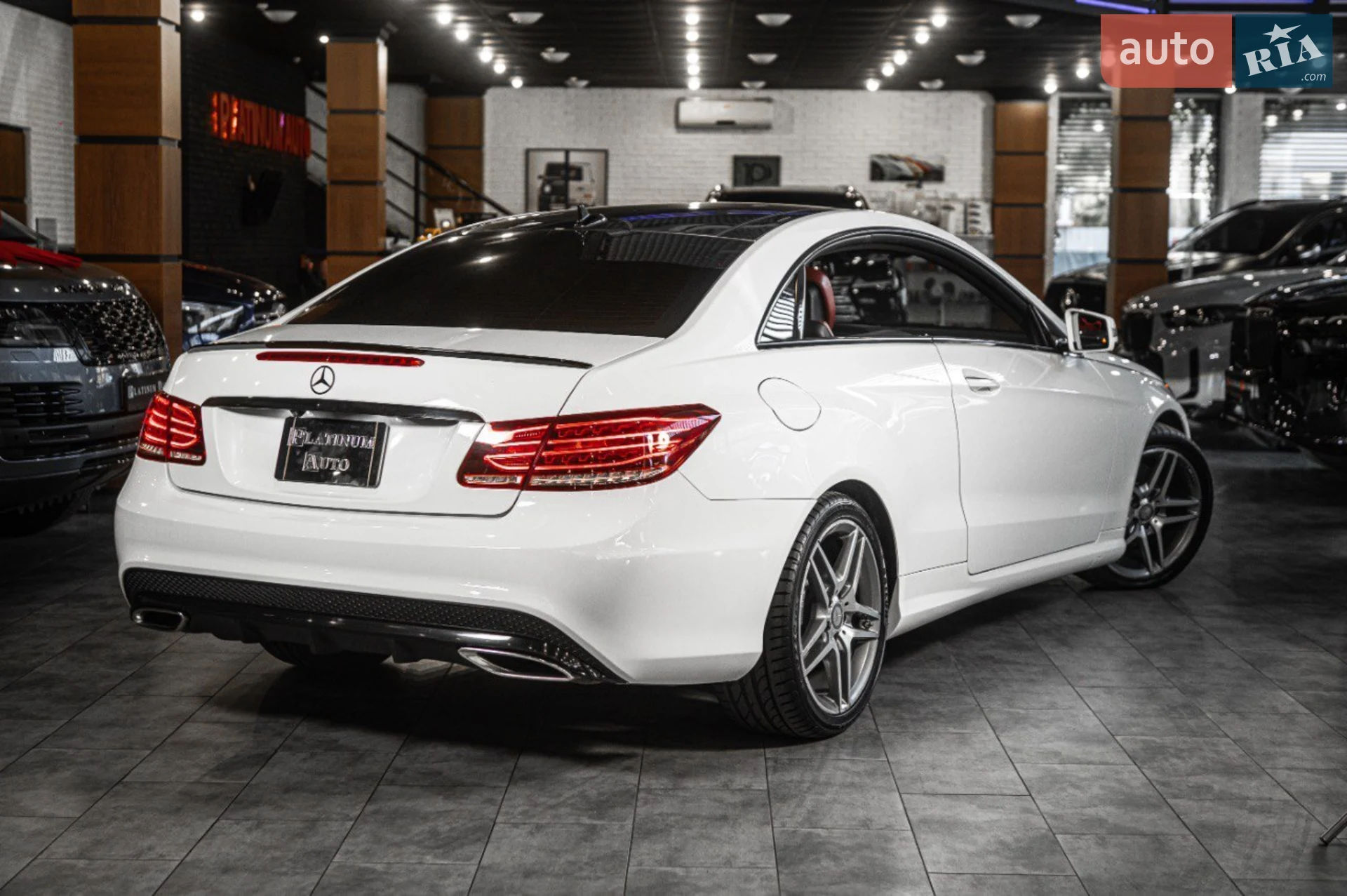 2016 Mercedes-Benz E-klasse - мініатюра 17