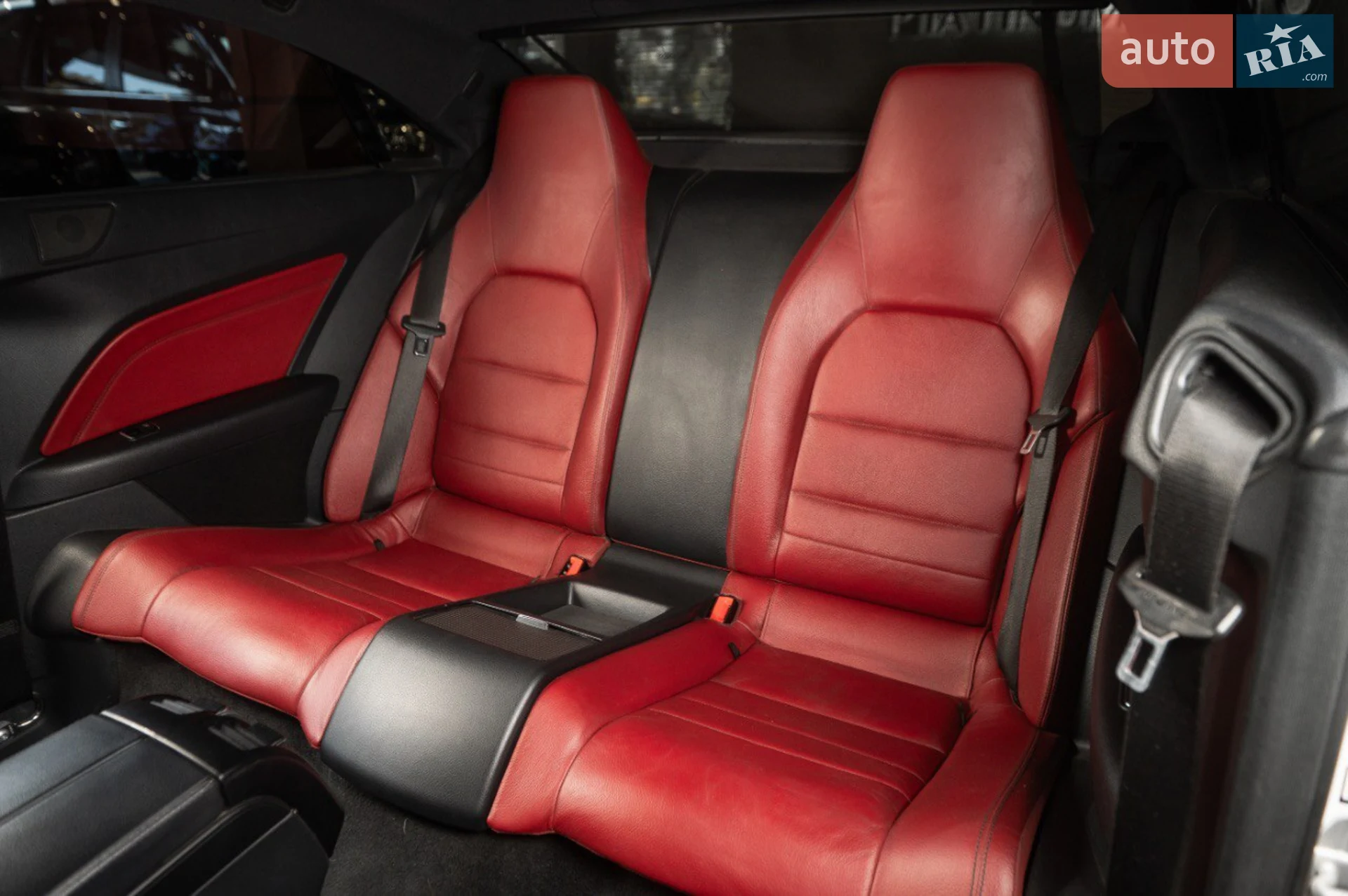 2016 Mercedes-Benz E-klasse - мініатюра 35