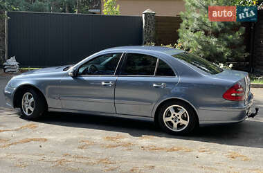 Седан Mercedes-Benz E-Class 2004 в 