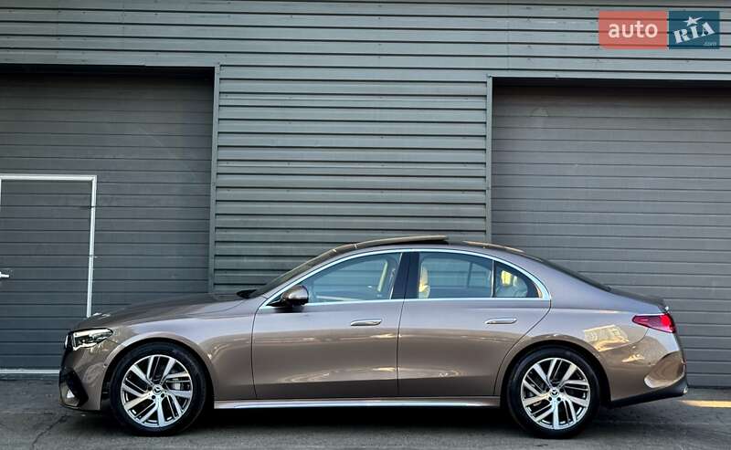 Седан Mercedes-Benz E-Class 2025 в Киеве