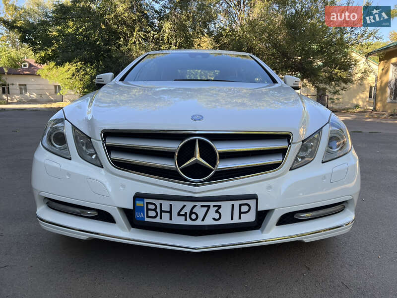Купе Mercedes-Benz E-Class 2012 в Одессе