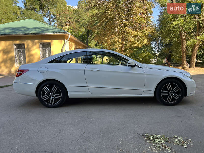 Купе Mercedes-Benz E-Class 2012 в Одессе