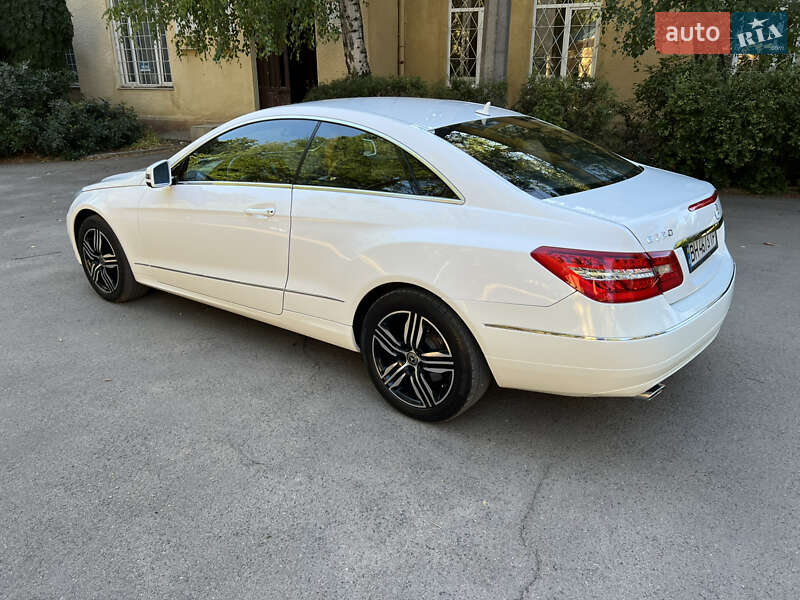 Купе Mercedes-Benz E-Class 2012 в Одессе